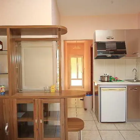Maria Apts * Limenas Chersonisou