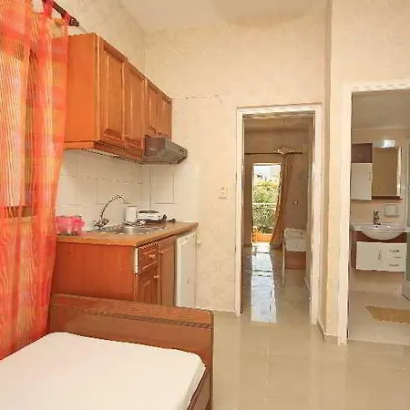 Maria Apts Apartman *